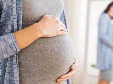 卵巢早衰还能正常怀孕吗&代孕那个医院,夏季感冒怎么办五个食疗偏方远离感冒